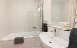 gallery-image